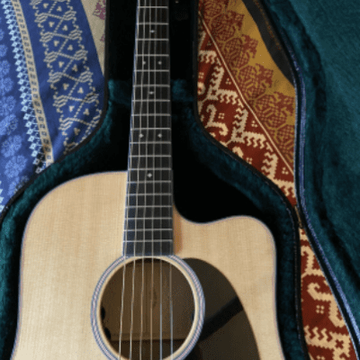 Martin D16E Electro Acoustic Guitar + Case image 9