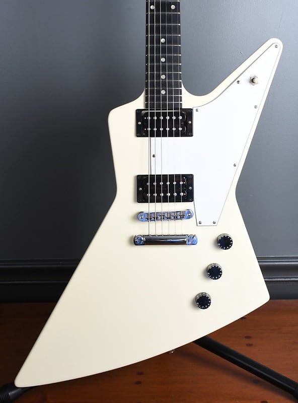 2010 Gibson Explorer Classic White OHSC | Reverb