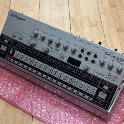 Roland TR-06 Drum Machine (Open Box) | Reverb