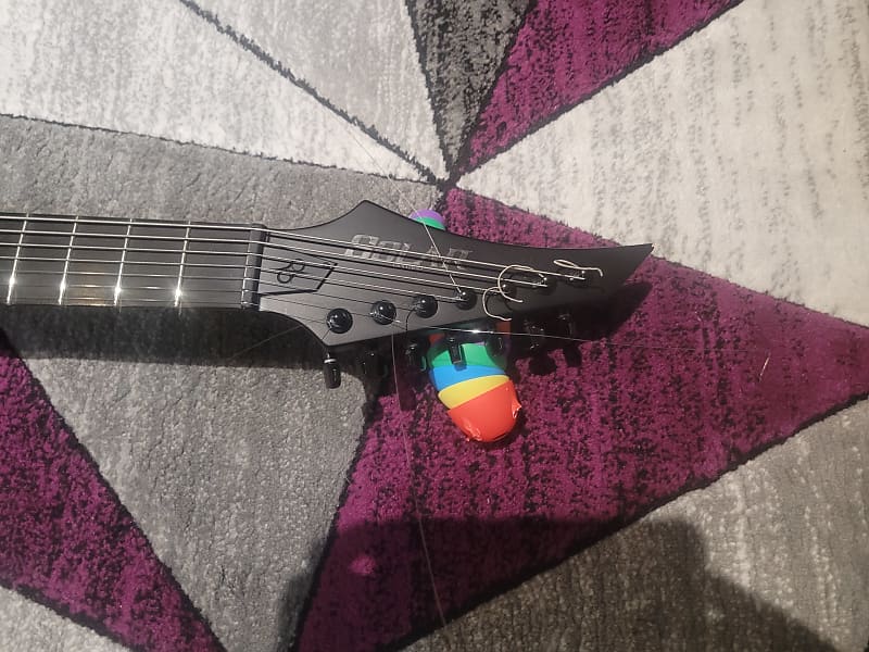 Solar Guitars E2.7C 7 String Explorer Emg Pickups 2021