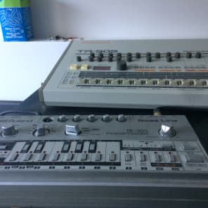 Roland TB-303 with midi controller image 1