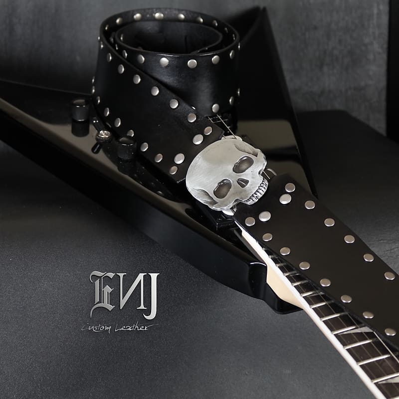 Studded Leather Guitar Strap. Custom SKULL Buckle. 2.5