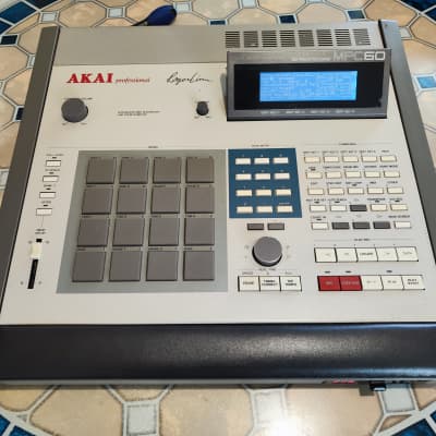 Akai MPC60 1988 - 1991  full options