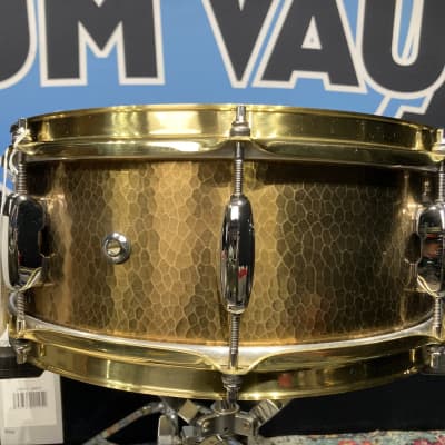 Tama - 14"x5.5" STAR Reserve Snare Drum 2013, Hand Hammered Brass, MINT! image 6