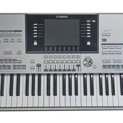 Yamaha Tyros5 76 Digital Workstation