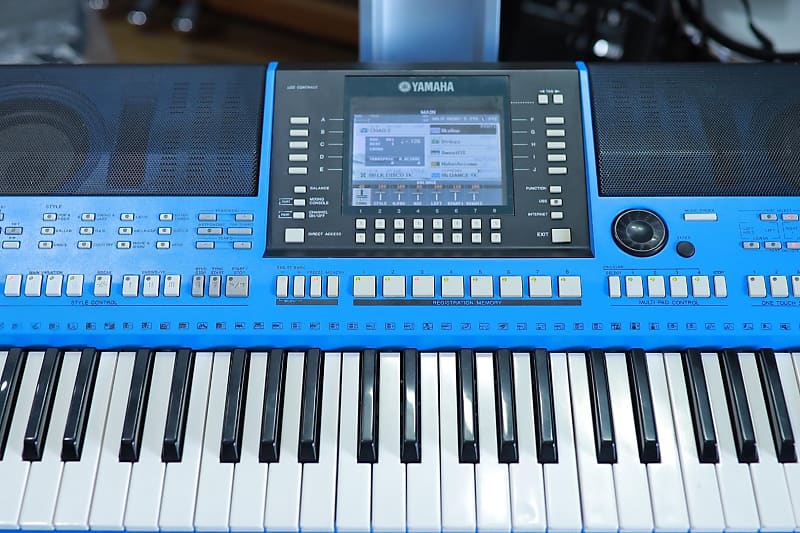 Yamaha PSR-S900 61-Key Arranger Workstation | Reverb