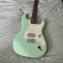 Fender Tom Delonge Stratocaster  Sea foam