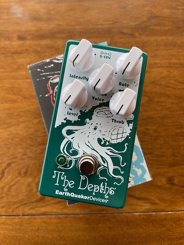 EarthQuaker Devices The Depths V2