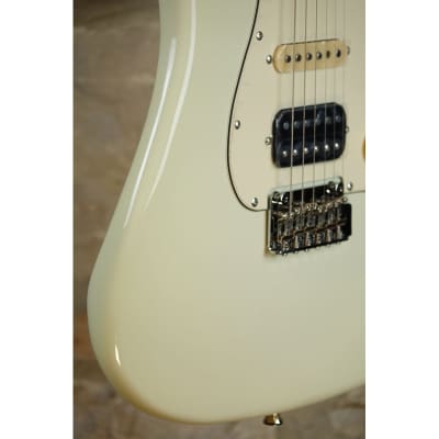 JET GUITARS JS400 OW - Stratocaster HSS Roasted Maple Neck - Olympic White image 12