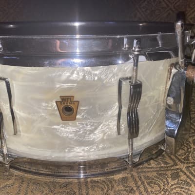 Ludwig WFL No. 900 Buddy Rich Super Classic 5.5x14" 8-Lug Snare Drum with P-87 Strainer 1948 - 1959 - White Marine Pearl image 9