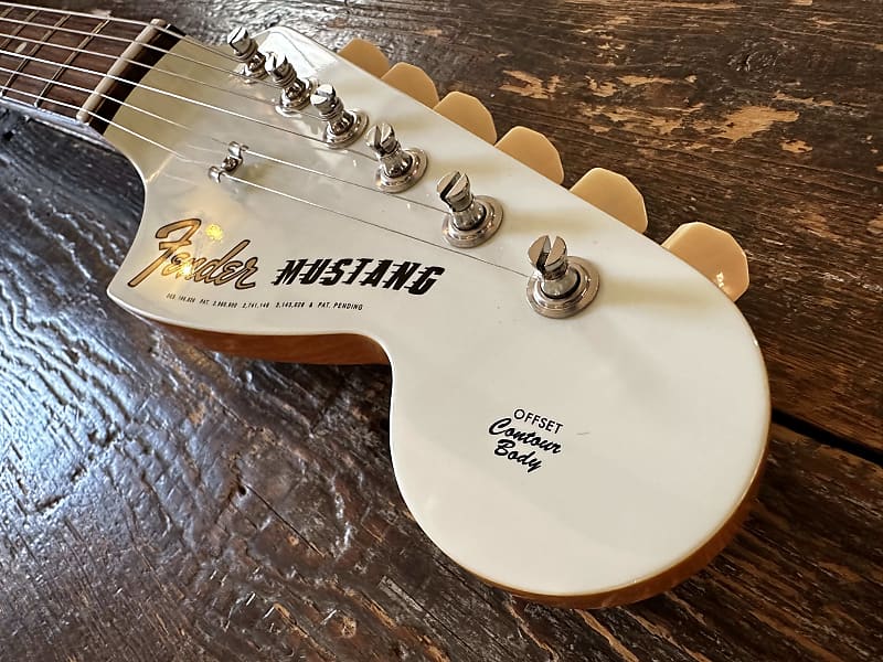 Fender Japan Traditional White/Red FSR Competition 60's