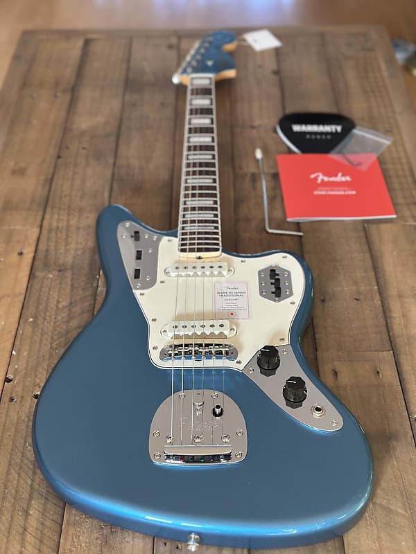 Fender Japan Limited Edition Jaguar FSR Lake Placid Blue
