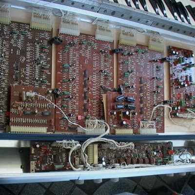 USSR analog synthesizer 'KVINTET' polivoks plant strings organ juno 106 image 3