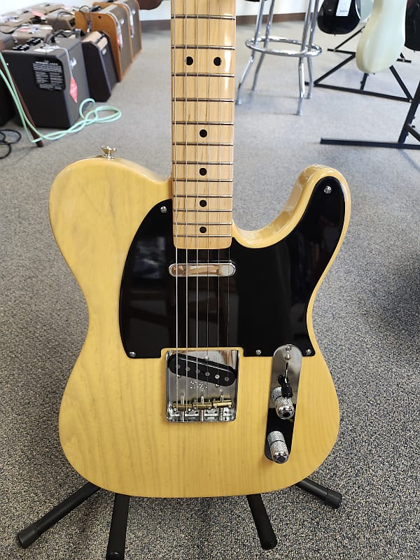 9/1まで Fender American Vintage Tele Fender - American Vintage II 1977 Telecaster® Custom - Black