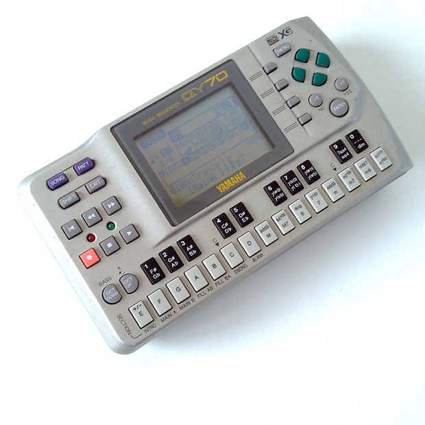 1990s Yamaha QY-70 QY70 Synthesizer synth Sequencer