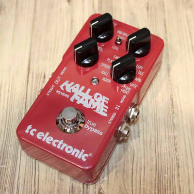 TC Electronic Hall of Fame Reverb | Reverb