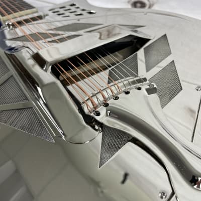 Royall Trifecta TC-14 Bright Mirror Nickel Finish Cutaway 12 String Tricone Resonator Guitar With Pickup image 5