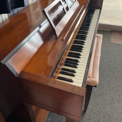 Currier Upright Console Piano image 2