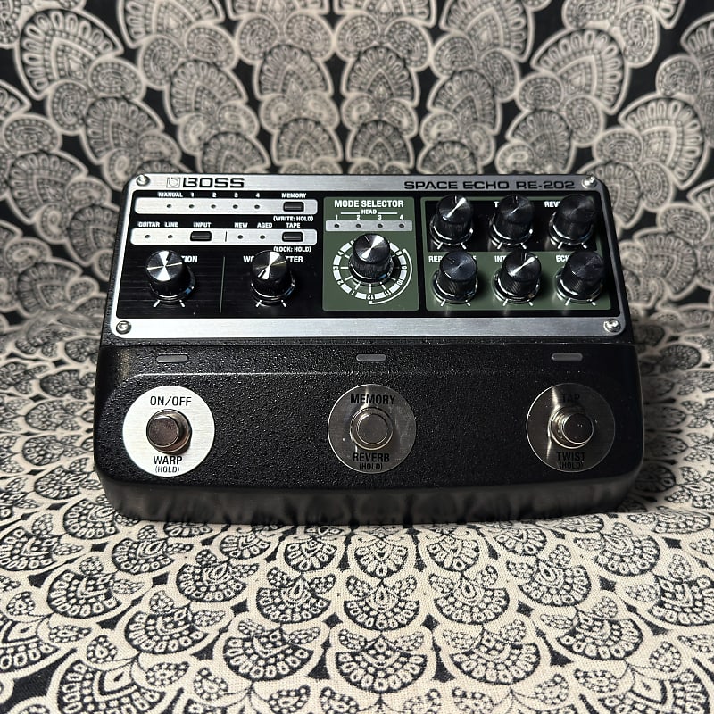 Boss RE-202 Space Echo