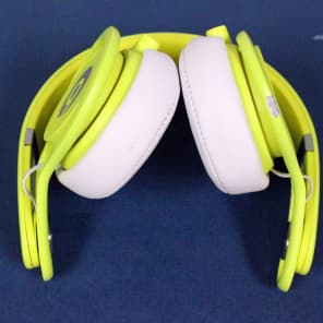 Beats mixr neon discount yellow