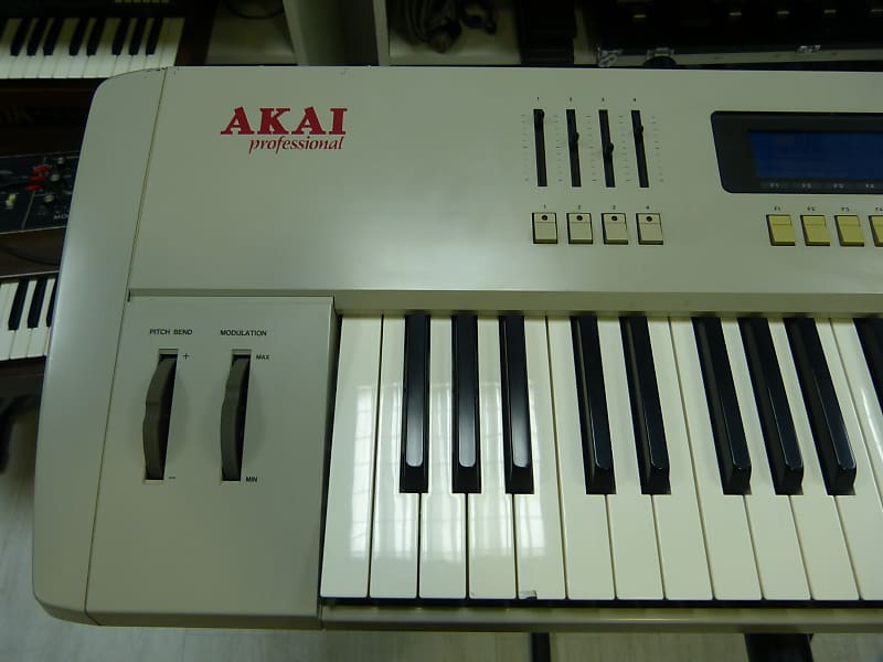 Akai MX1000 76 keys MIDI controller | Reverb