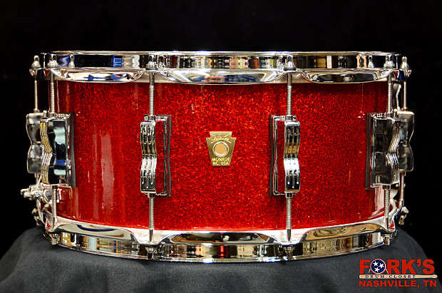 Red sparkle shop snare drum