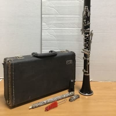 Noblet Normandy 7 Wood Intermediate-level clarinet, France, complete image 1