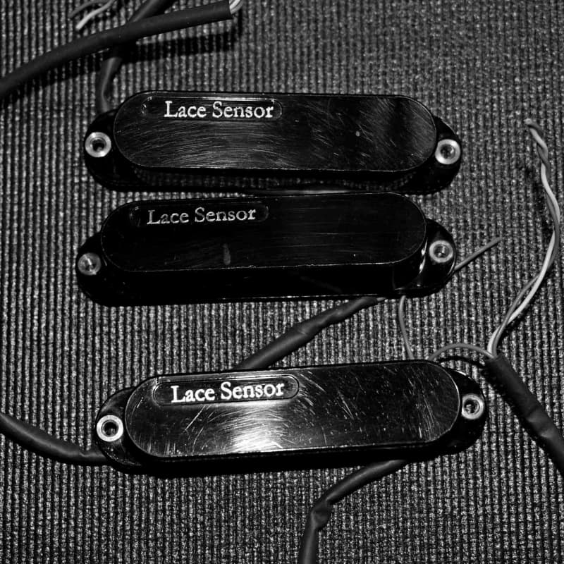 Lace Sensor Man O' War Precision Bass pickup - black | Reverb