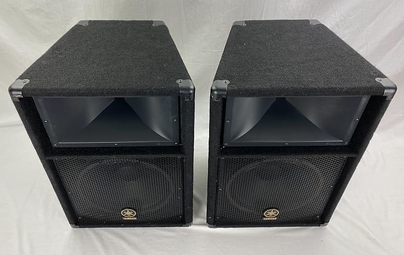 Yamaha S112V 2-Way 12 Yamaha S112V 2-Way 12