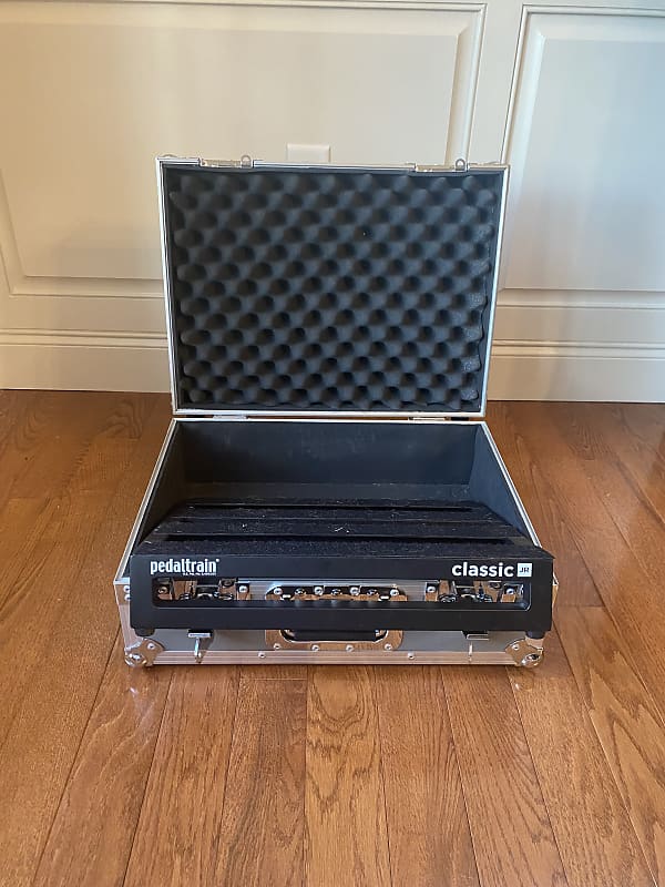 Pedaltrain Classic Junior w/ Flight Case Reverb