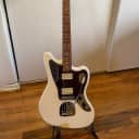 Fender Classic Player Jaguar Special HH with Pau Ferro Fretboard 2018 - 2019 Olympic White