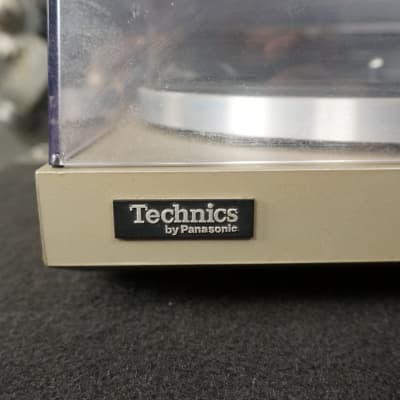 Technics SL-20 Belt Driven Turntable image 2