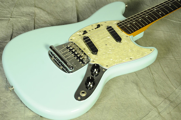 Fender mustang shop mg65
