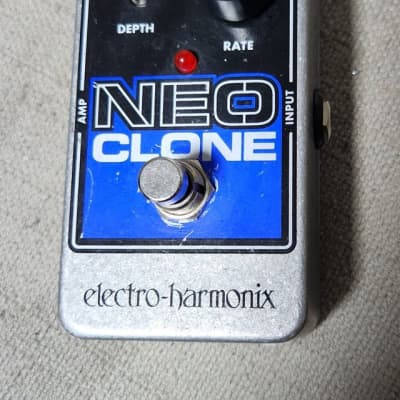 Electro-Harmonix Neo Clone Analog Chorus Pedal Electro-Harmonix Neo Clone Analog Chorus Pedal