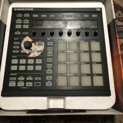 Native Instruments Maschine MK2 MIDI Controller In Box image 1