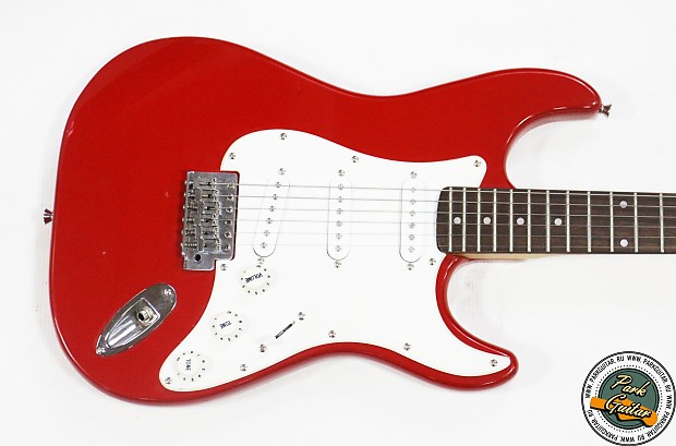 Formestar Stratocaster 2000's Red