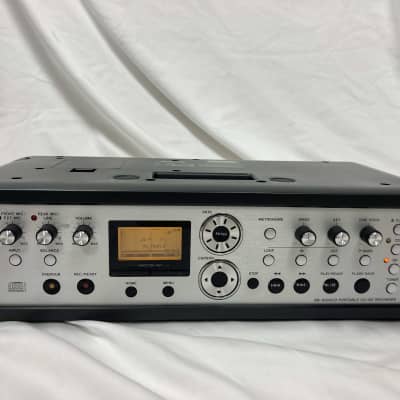 TASCAM BB-1000CD Portable CD/SD Recorder with 4 Built-in