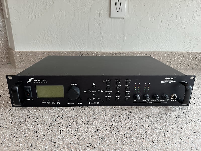 Fractal Audio Axe FX Standard Preamp/Effects Processor