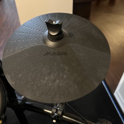 Alesis Command Mesh Special Edition Electronic Drum Kit with FREE mat image 6