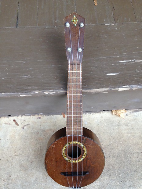 No Name  Vintage Camp Uke from the   20's 30's image 1