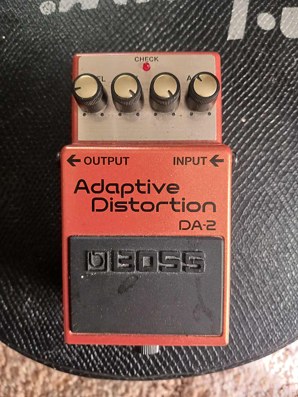 Boss DA-2 Adaptive Distortion