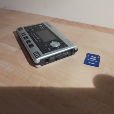 Boss Micro BR-80 Portable Digital Recorder Silver image 5
