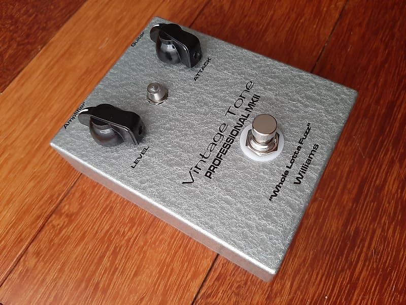 MkII Professional fuzz with OC81D transistors