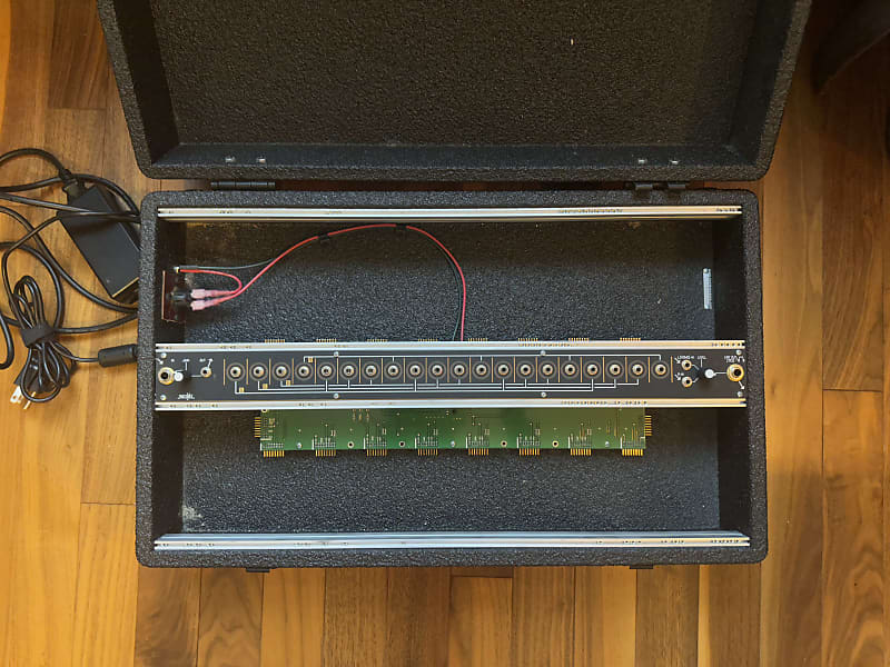 Make Noise 7U Metal CV Bus Case | Reverb