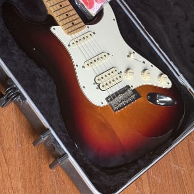 ギター Fender USA American Standard Vintage Fender American Standard Stratocaster Graffiti Yellow 1990
