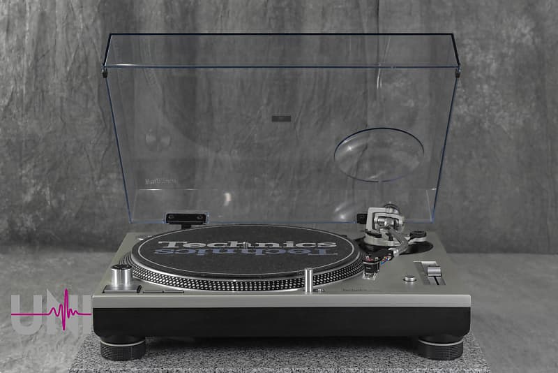 Technics SL-1200MK3D Silver Direct Drive DJ Turntable in Very Good