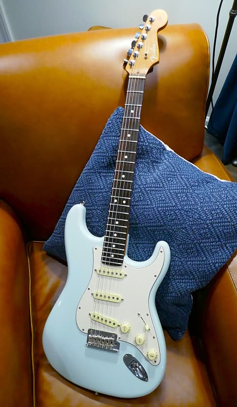 Fender American Professional Stratocaster with Roasted Maple Neck