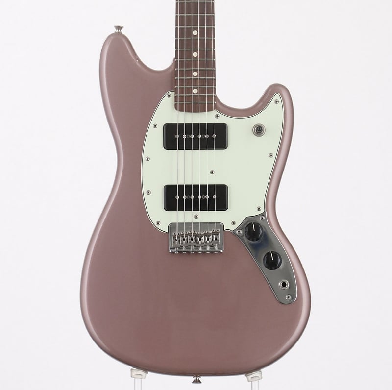 堅実な究極の Player Fender Mustang Canada Reverb | 90 ギター