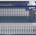 Soundcraft Signature 22 Compact Analog Mixer B-Stock