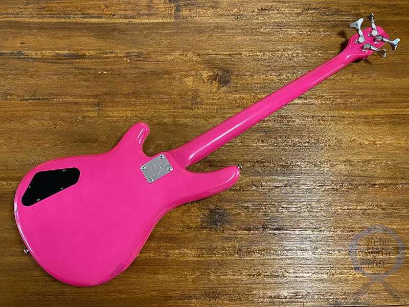 Yamaha Motion B Bass, MB III, HOT PINK, Medium Scale, 1986
